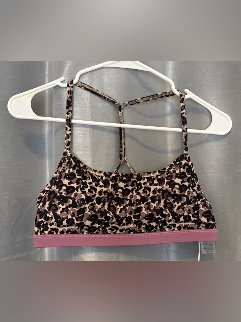 JOHNNY WAS Calme Endure Sports II Bra NWT Cross Back Size Small Cheetah 110465